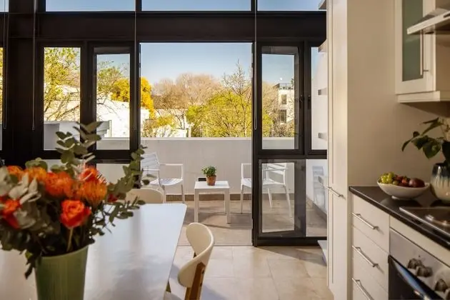 Eikehoff Apartment by Raw Africa Boutique Collection - Yerinde Yemek