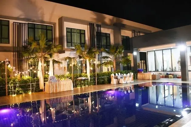 Eireann Boutique Hotel - Havuz