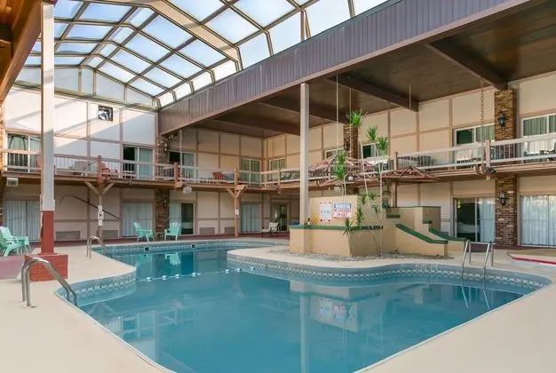 Eisenhower Hotel - Havuz