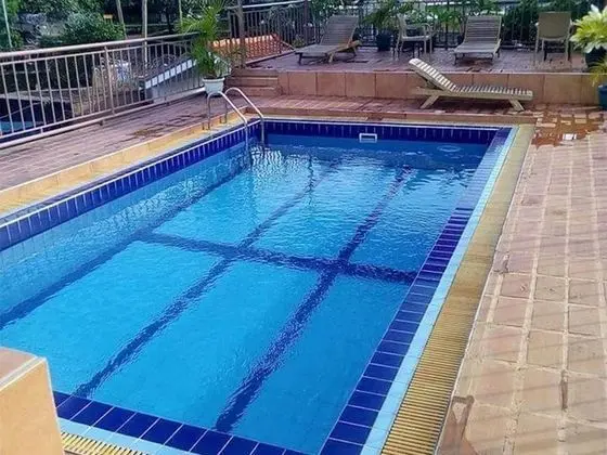 Either for Business or Pleasure Perfect Choice Wail in Kampala - Havuz