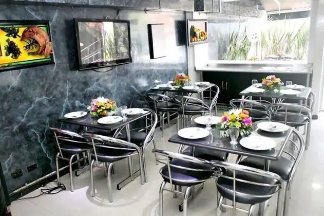Hotel Ejecutivo Av Esperanza - Yerinde Yemek