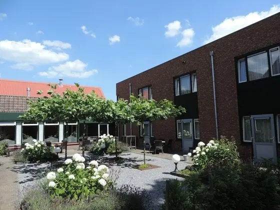 Hotel Ekamper - 1