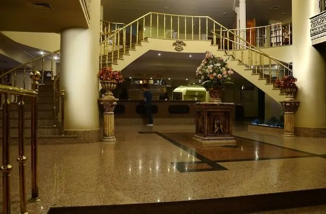 Hotel Eken Prestige - Lobi