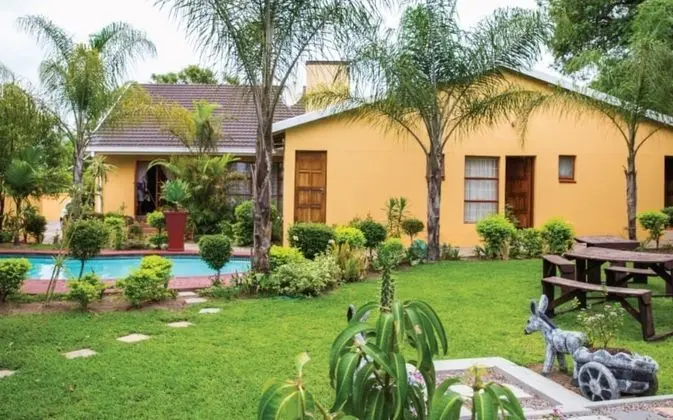 Ekhaya Nelspruit Guest House - Dış Mekan