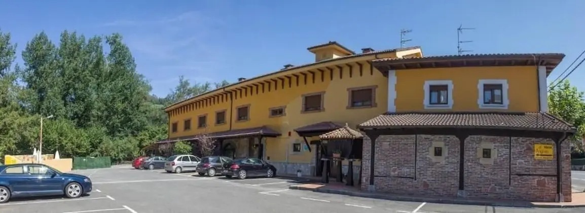 Hotel El Angliru - Dış Mekan