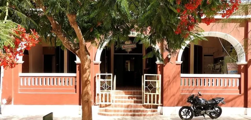 El Boulevard - Hostel