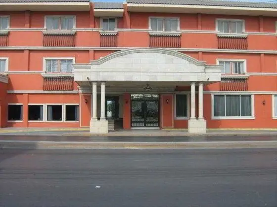 El Camino Inn & Suites