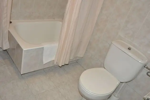 El Castañeu - Banyo Tipleri