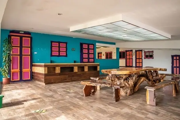 Hotel El Cortijo - Lobi