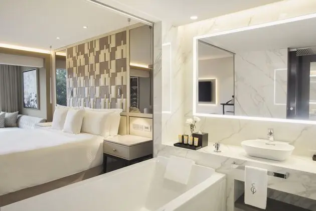 El Embajador, A Royal Hideaway Hotel