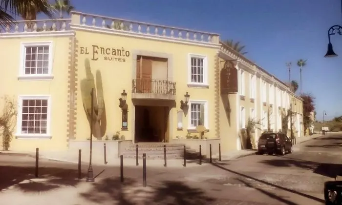 El Encanto Inn & Suites