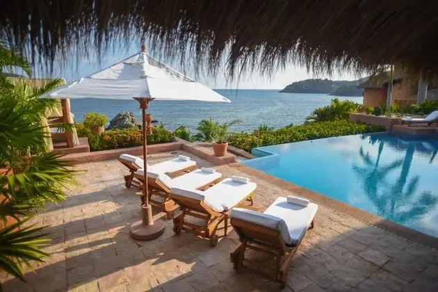 Villa El Ensueño by La Casa Que Canta