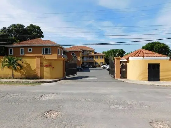 El Gabriel Apartments - Dış Mekan