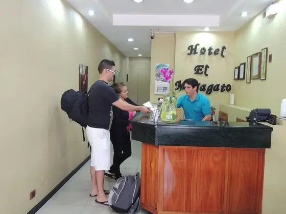 Hotel El Maragato - Lobi