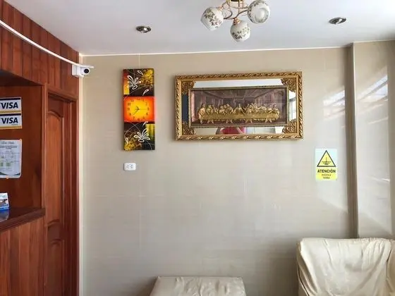 Hotel El Monarca Suite - Lobi