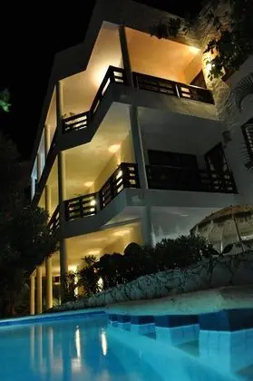 El Moro Hotel - Havuz