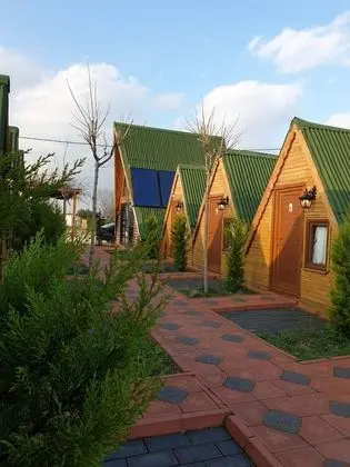 El Mundo Bungalov