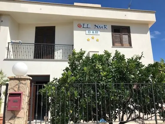 El Nur B b - Blue Room With Private Bathroom