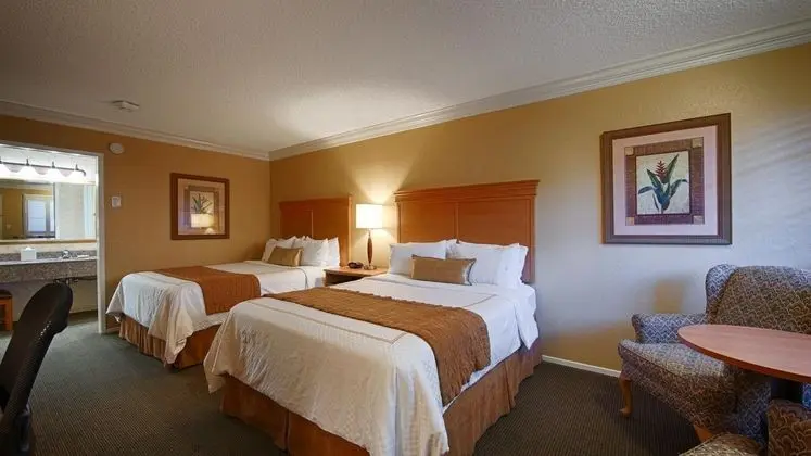 El Rancho Inn Signature Collection