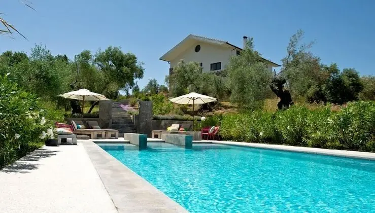 Villa El Toro Blanco