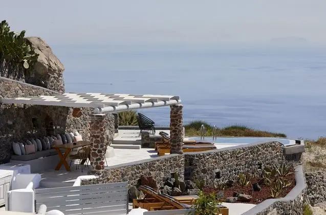El Verano Suites