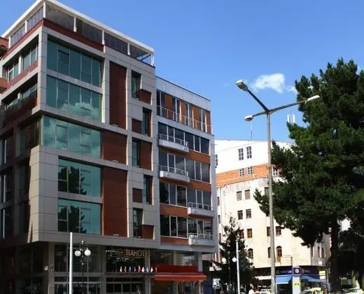 Ela Hotel