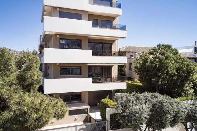 Elaia Luxury Apartments Glyfada - Dış Mekan