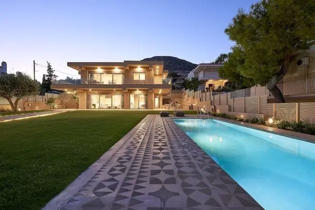 Elaia Luxury Suites Lagonissi - Havuz