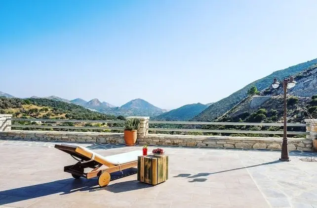 ELaiolithos Luxury Retreat Naxos