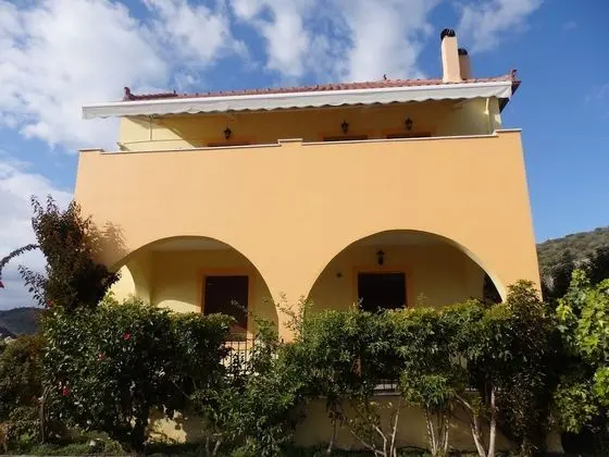 Elaionas Studios - Dış Mekan