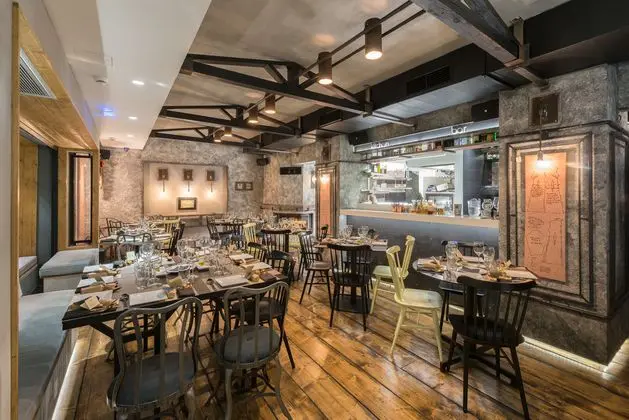 Elakati Luxury Boutique Hotel - Bar