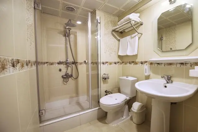 Elan Hotel