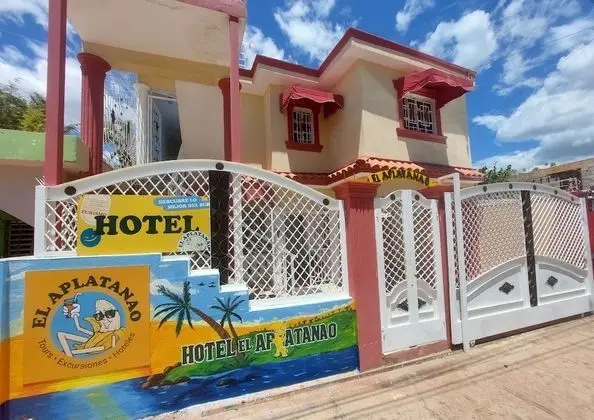 Hotel Elaplatanao