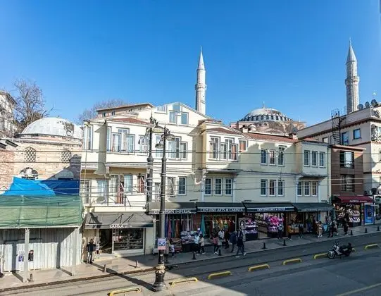 Elasophia Hotel