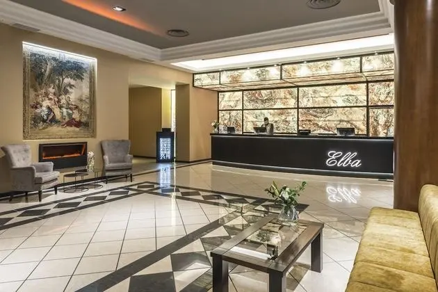 Hotel Elba Madrid Alcalá - Lobi