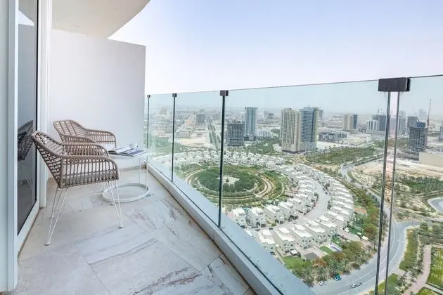 Elegant 2BR Apartment in The Five w/ Private Pool - İç Mekan