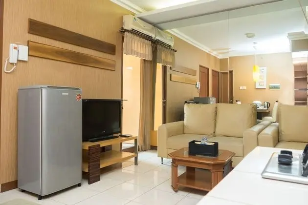 Elegant 2BR Apartment at Grand Setiabudi