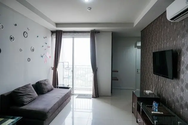 Elegant 2BR Apartment with Working Room The Lavande Residences - Oda