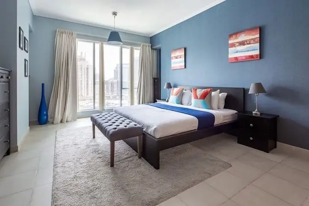 Elegant 2BR With Magnificent Marina Views! - İç Mekan