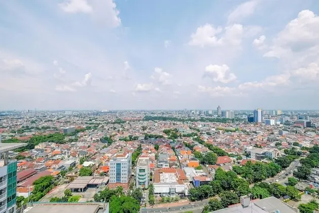 Elegant 3BR + 1 Apartment with Private Lift & 80 mbps internet at The Lavande Residence