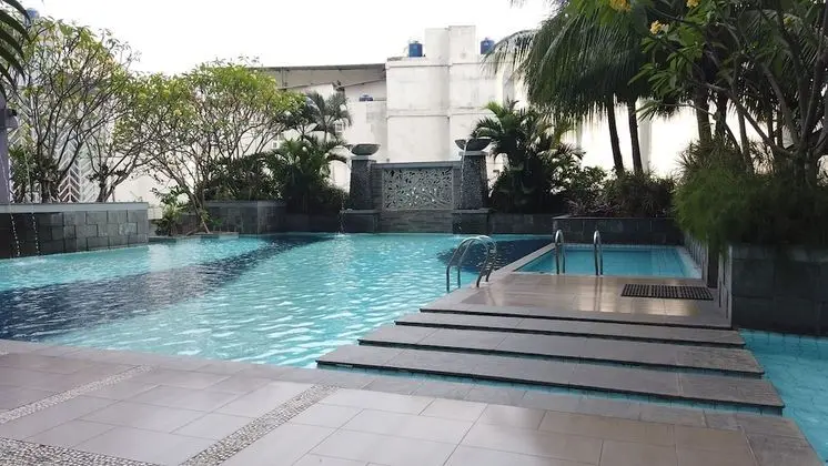 Elegant 3BR + 1 Apartment with Private Lift & 80 mbps internet at The Lavande Residence - Havuz
