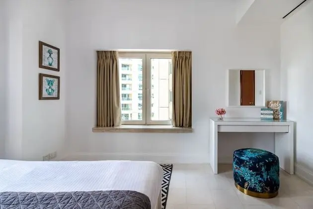 Elegant 3BR in Dubai Marina With Scenic Views! - İç Mekan