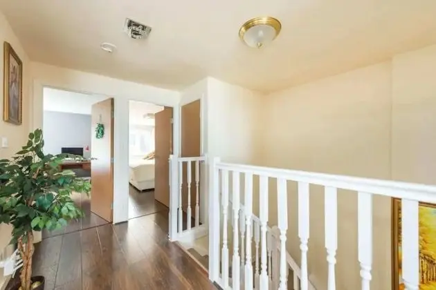 Elegant 4 Bedroom Maisonette Near Wardie Bay