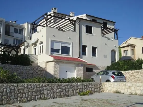 Elegant Apartment in Dalmatia With Garden - Dış Mekan