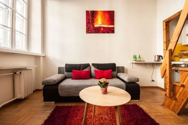 Elegant Apartment Royal Castle