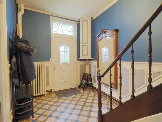 Elegant Bourgeoise Style House