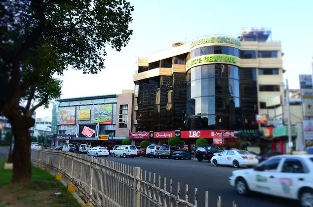 Elegant Circle Inn - Dış Mekan