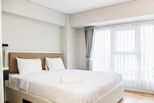 Elegant and Comfortable 2BR Apartment at Maqna Residence