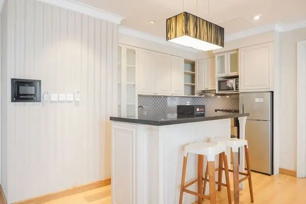Elegant And Comfy 1Br At Ascott Thamrin Apartment - Mutfak