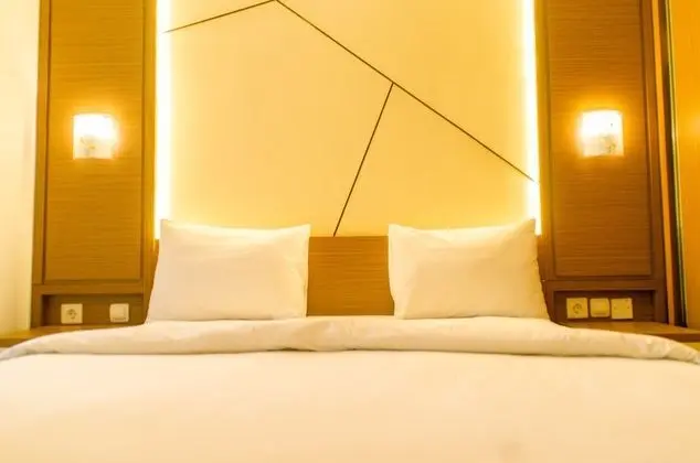 Elegant And Comfy 3Br At Sudirman Suites Apartment - Oda